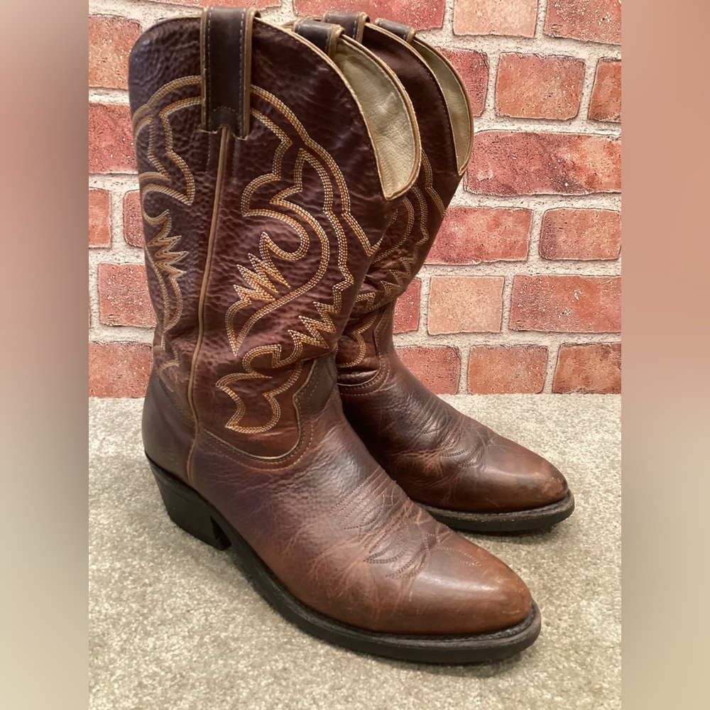 Boulet men’s browns n leather Western cowboy boots size 8 D
